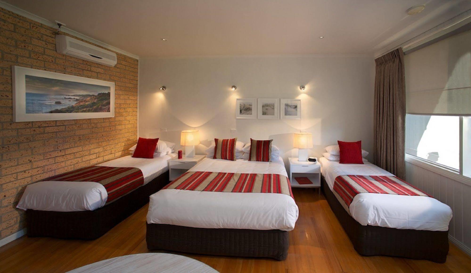 Sorrento Beach Motel Bagian luar foto
