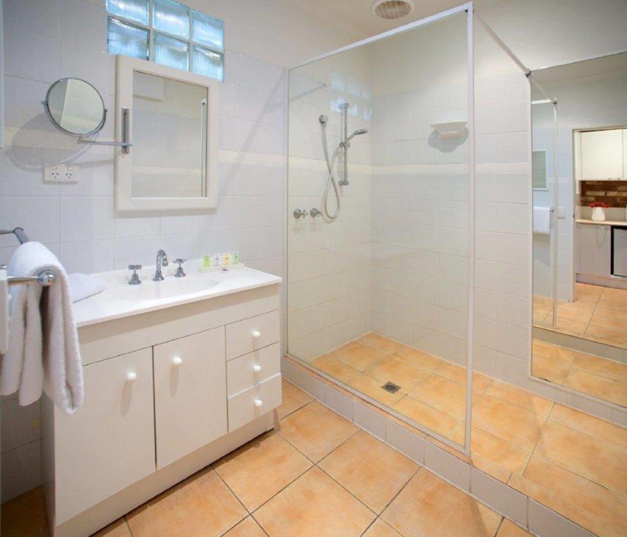 Sorrento Beach Motel Bagian luar foto