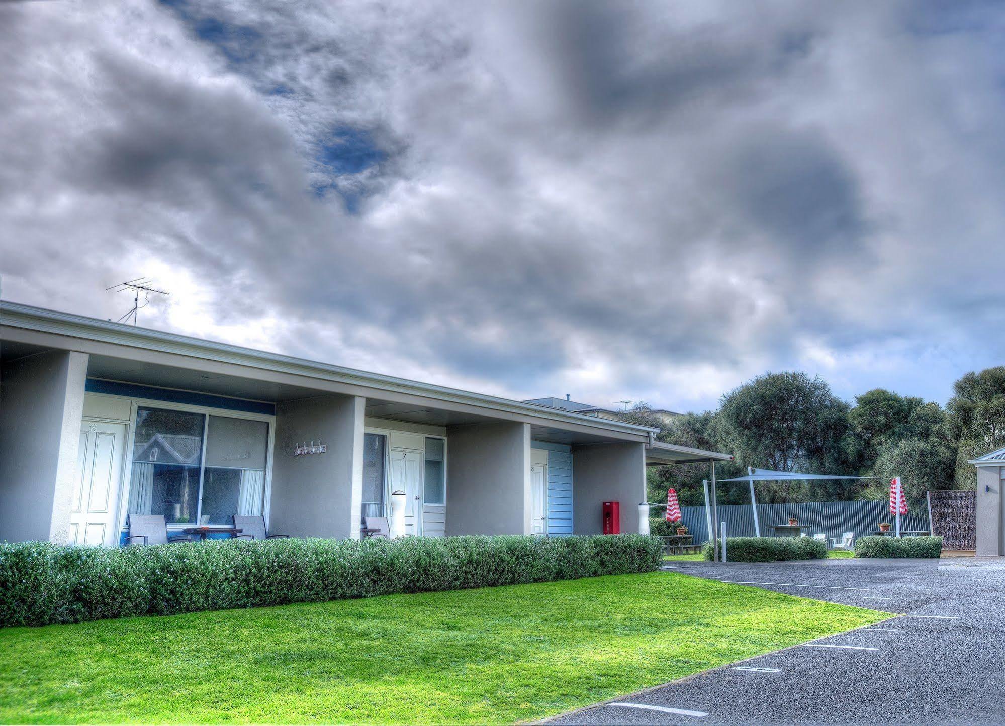 Sorrento Beach Motel Bagian luar foto