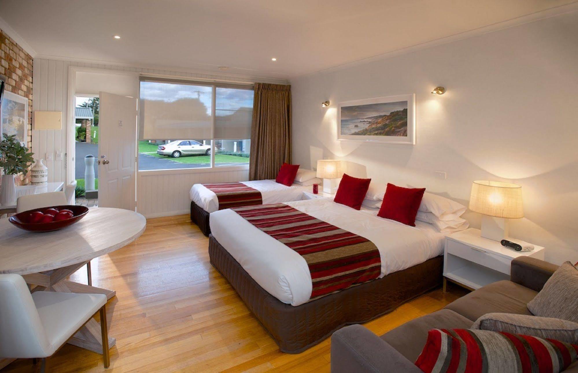 Sorrento Beach Motel Bagian luar foto